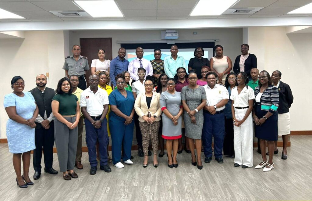 MINISTRY OF HEALTH AND PAHO HOSTS WORKSHOP FOCUSED ON REPORTING OF SUICIDE AND MENTAL HEALTH ISSUES